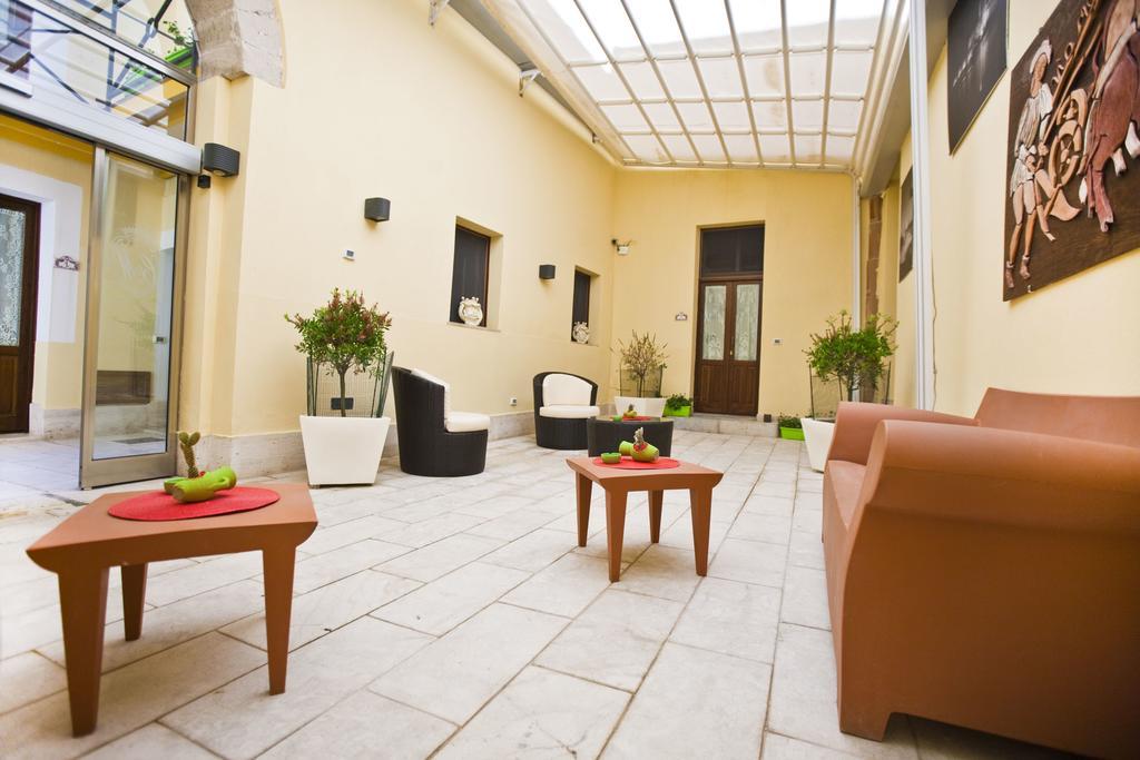 Residence Cortile Merce Trapani Eksteriør bilde