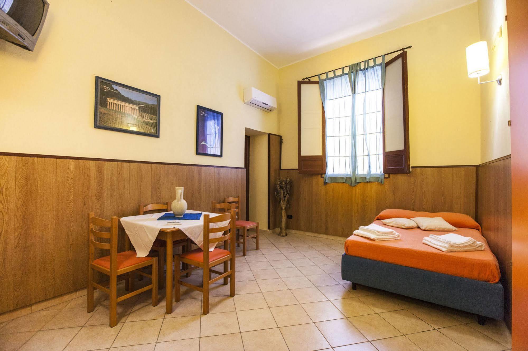 Residence Cortile Merce Trapani Eksteriør bilde